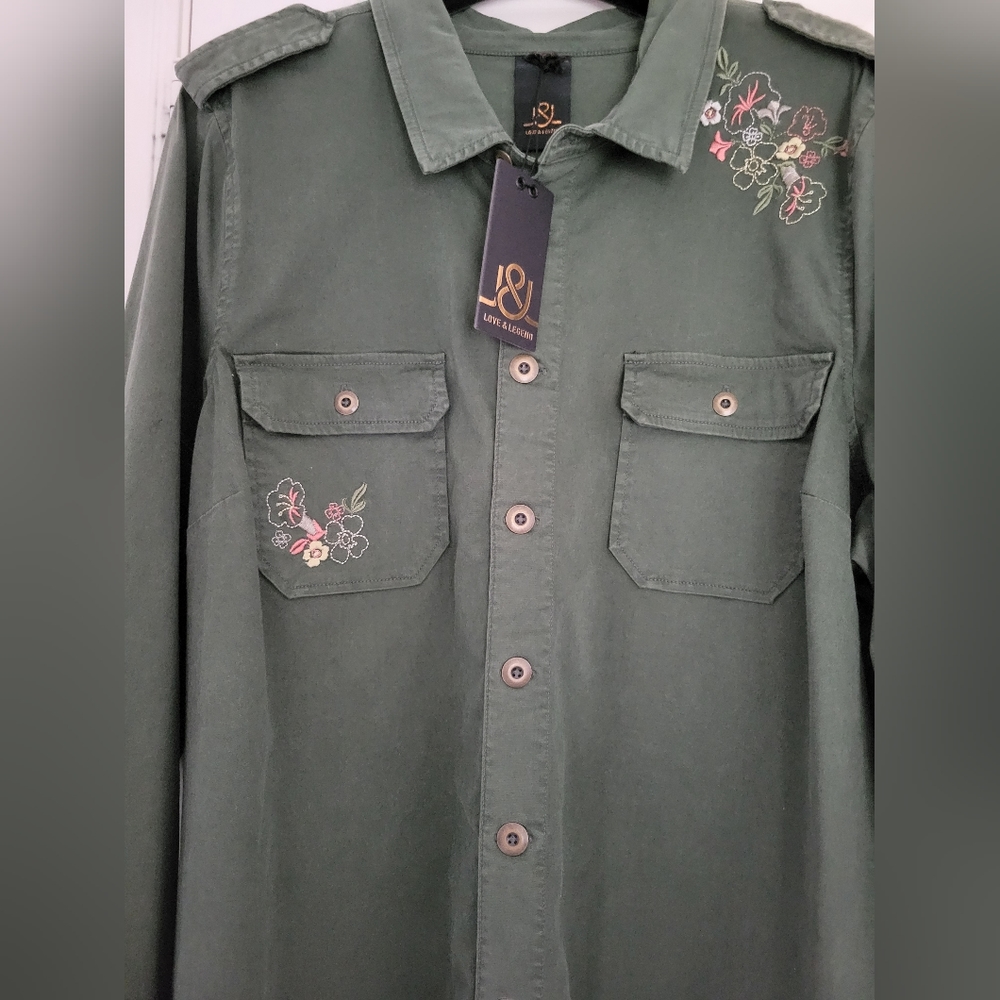 3/$35 Ladies Jacket - Picture 3 of 8